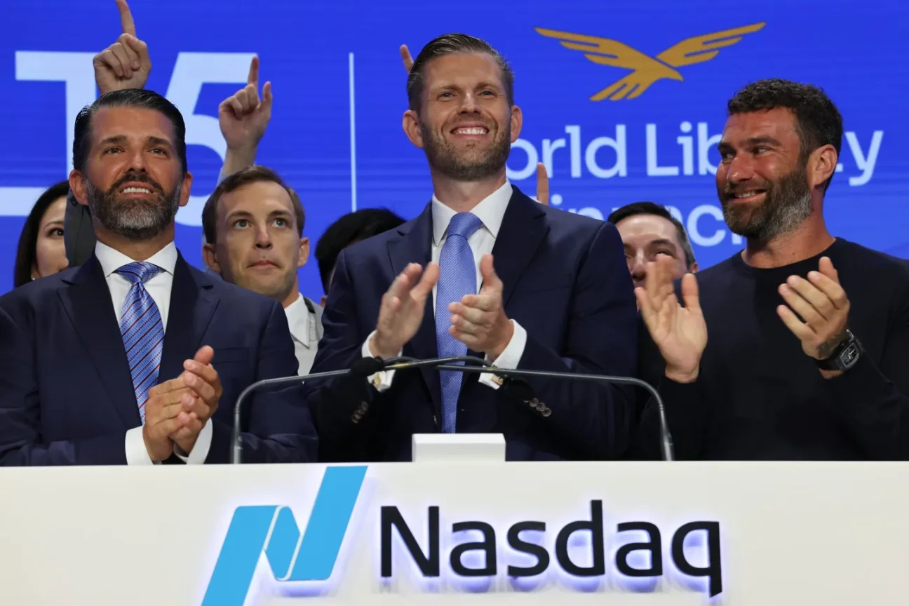 從左至右：小唐納・川普、柴克・維特科夫、艾瑞克・川普、柴克・福克曼